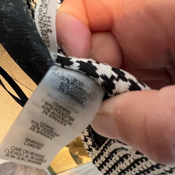 Calvin Klein Women’s Large black and white jacket - Picture 5 of 6